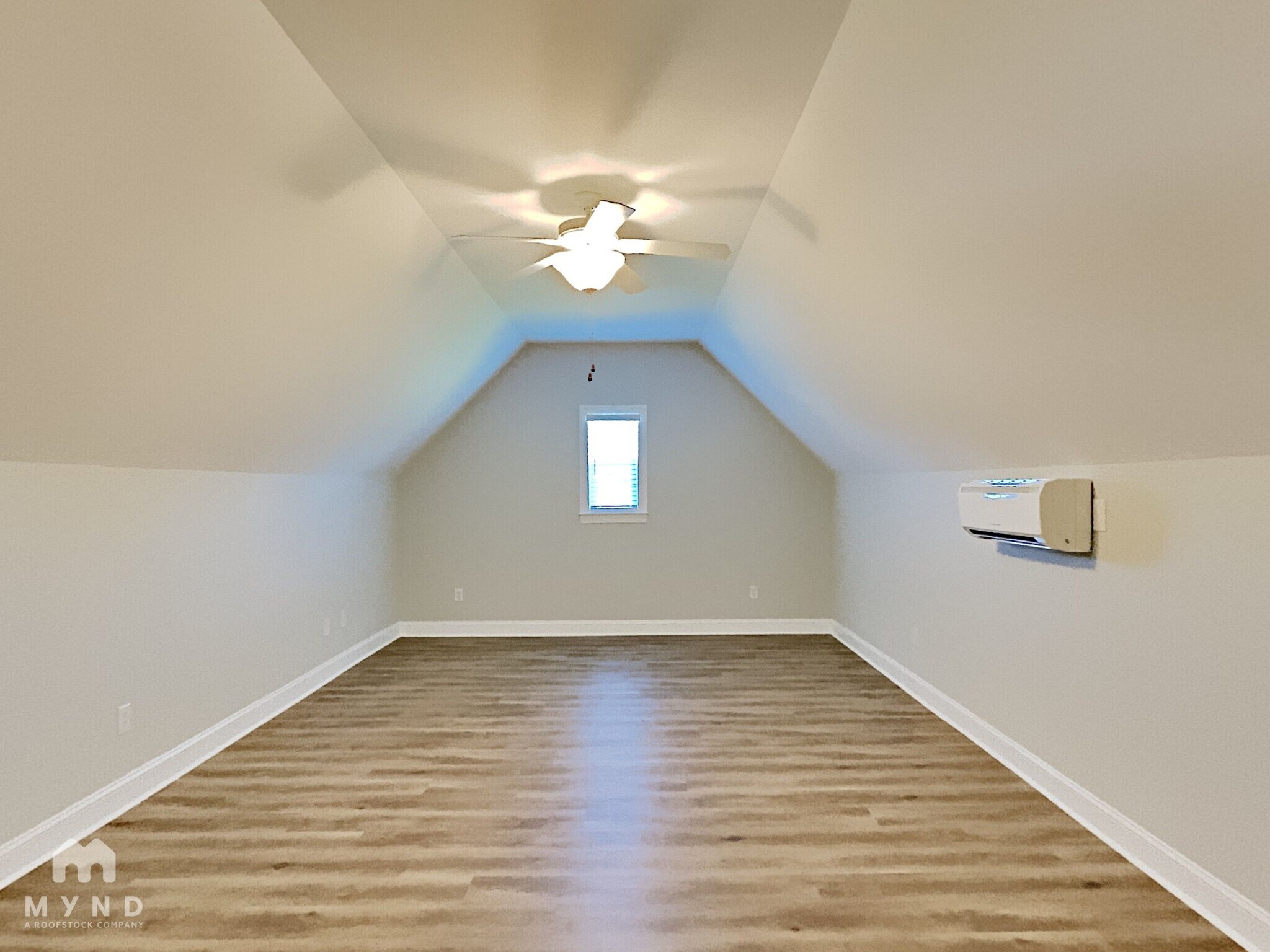 Building Photo - 91 Wood Valley Dr