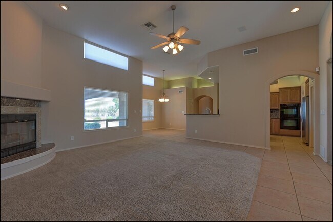 Building Photo - 1435 Cloud Ridge Dr