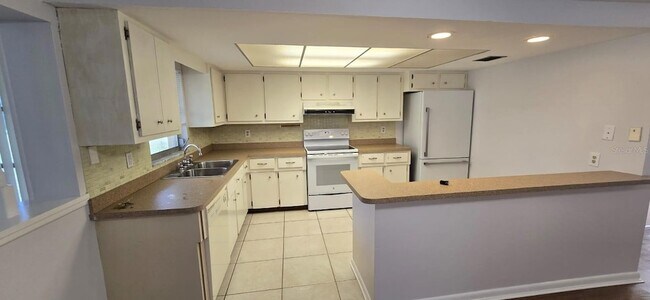 Building Photo - 3602 Harbor Blvd