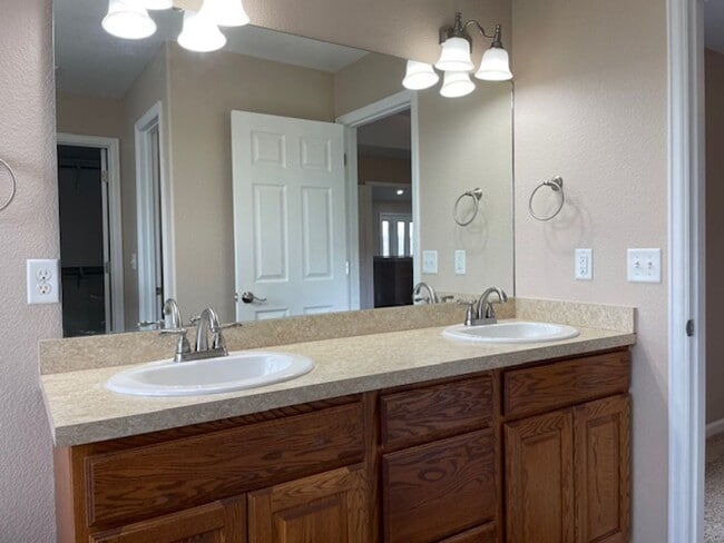 Building Photo - 6960 Whistler Dr