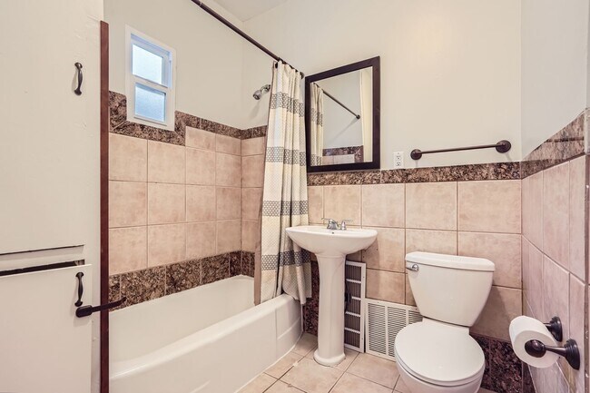 Building Photo - LOCATION! Blocks to Bronco's Stadium, light rail, park, Sloan's Lake.  ALL Utilities Included! Ov...