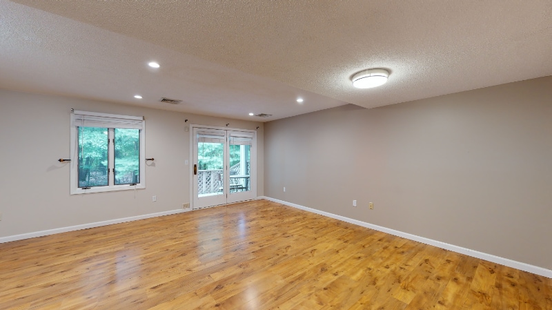 Building Photo - 84 Songbird Ln