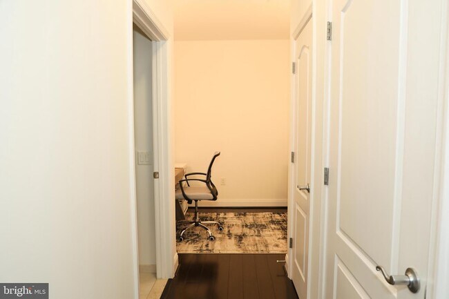 Building Photo - 1111 Oronoco St