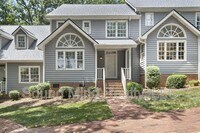 Building Photo - 112 Lomond Ln