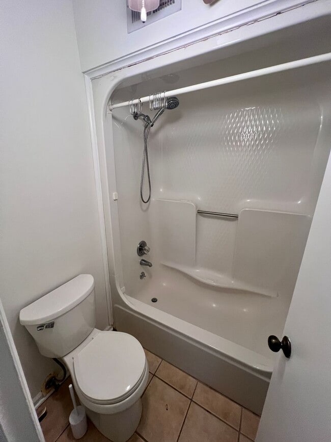 Building Photo - Northgate Home