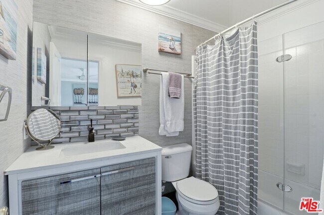 Building Photo - 6400 Pacific Ave