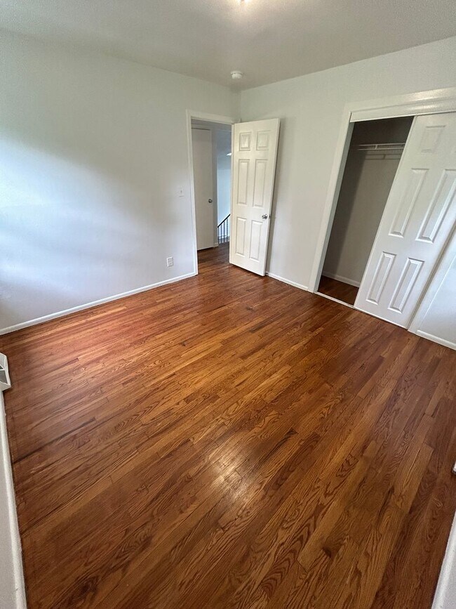 Building Photo - COMING SOON! 3 Bed 1.5 Bath Home! $1495.00
