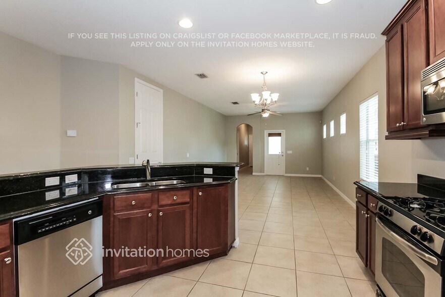 Building Photo - 314 Winterside Dr