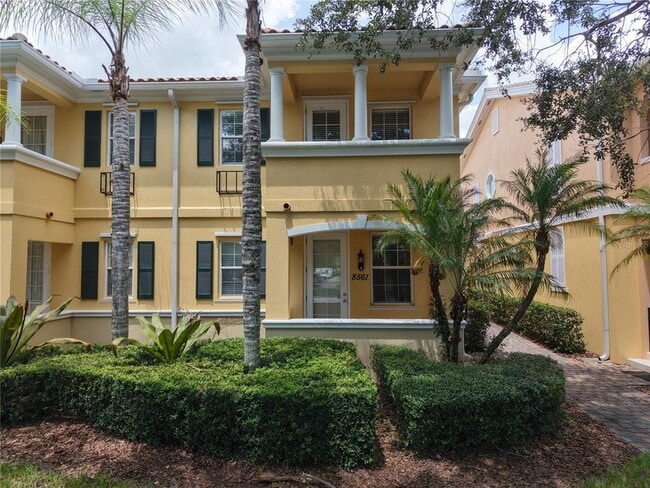 Building Photo - 8561 Insular Ln