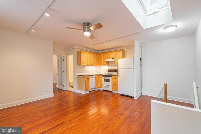 Primary Photo - 403 S 23rd St