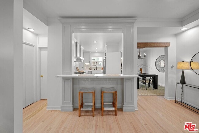 Building Photo - 9677 Charleville Blvd