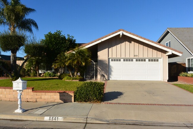 Primary Photo - Spacious One Story 3-bedroom, 2-bathroom H...