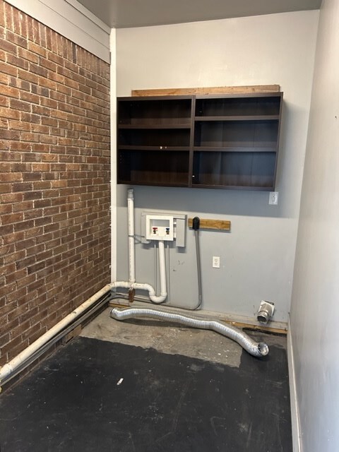 Building Photo - 5741 Whisperwood Dr