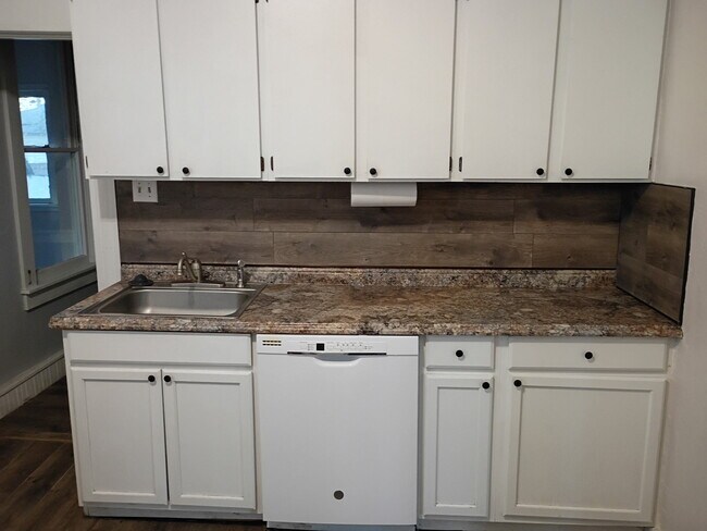 Building Photo - 1209 Berkley Ave