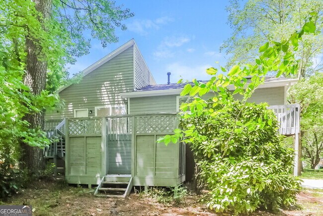 Building Photo - 3684 Linwood Way