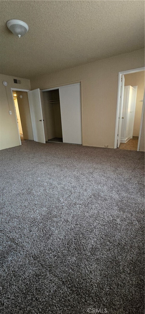 Building Photo - 3856 W 113th St