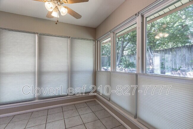 Building Photo - 8246 Phoenix Ave
