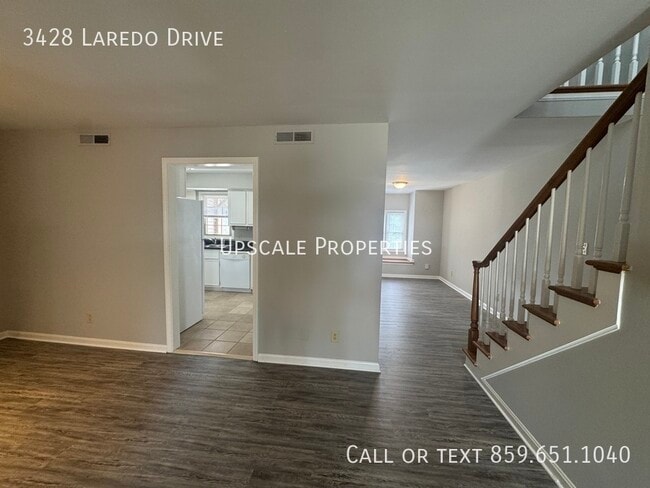 Building Photo - 3428 Laredo Dr