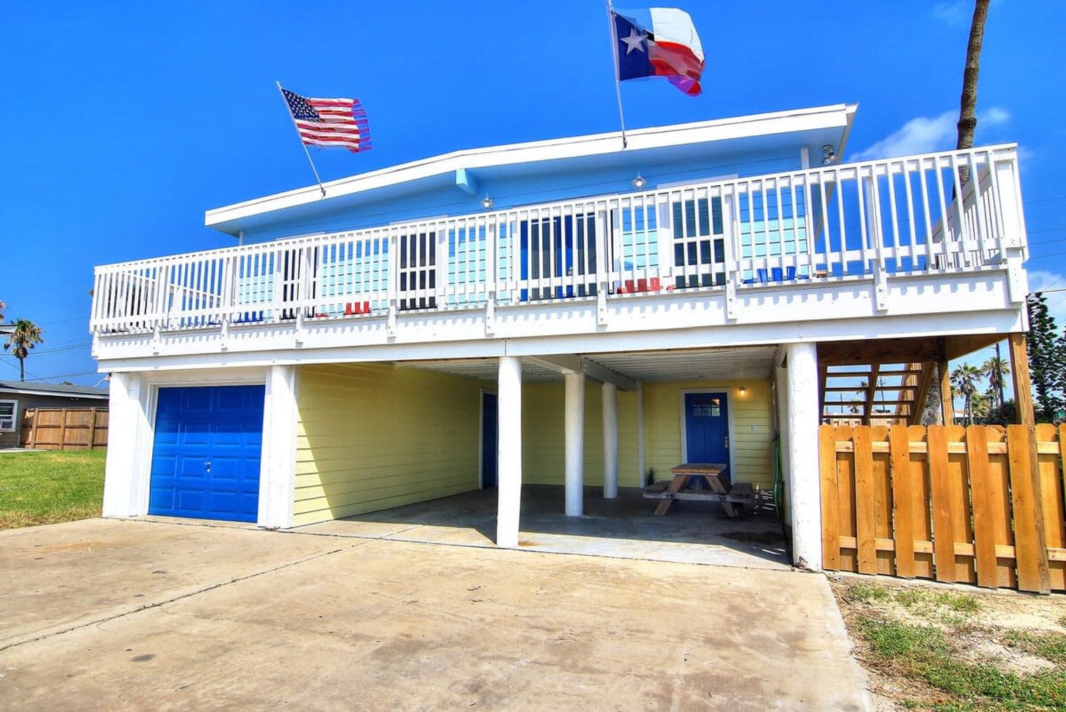 Building Photo - 1300 Eleventh Street-SI ID1023200P