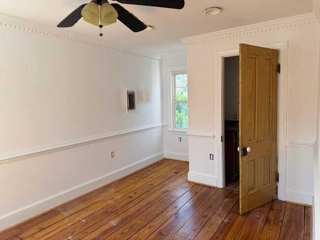 Building Photo - 199 Union St