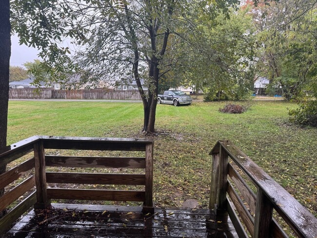 Building Photo - 608 Brevard St