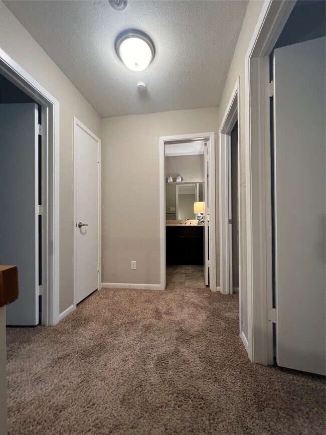 Building Photo - 2265 W Settler's Way