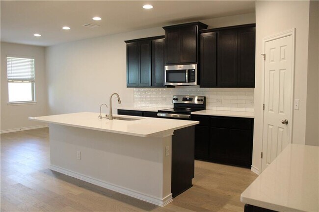 Building Photo - 344 Capstone Rd