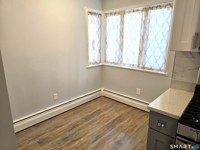 Building Photo - 7 Staunton Ct