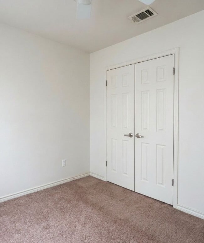 Building Photo - 2607 Schwald Rd