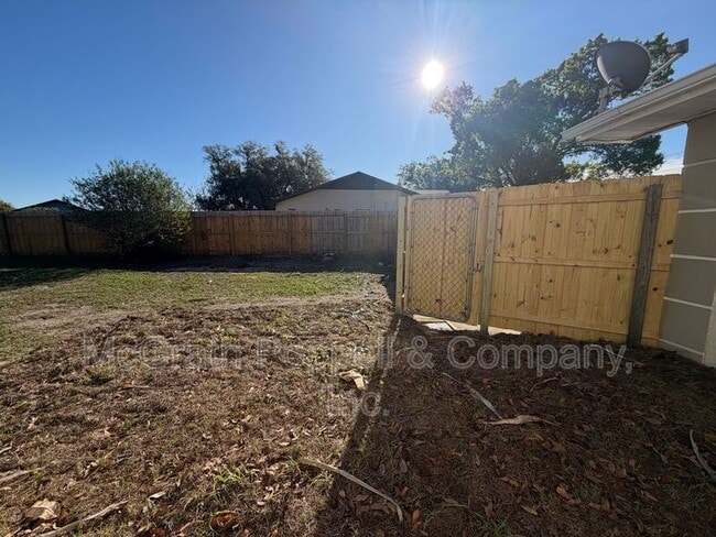 Building Photo - 3319 Duff Rd