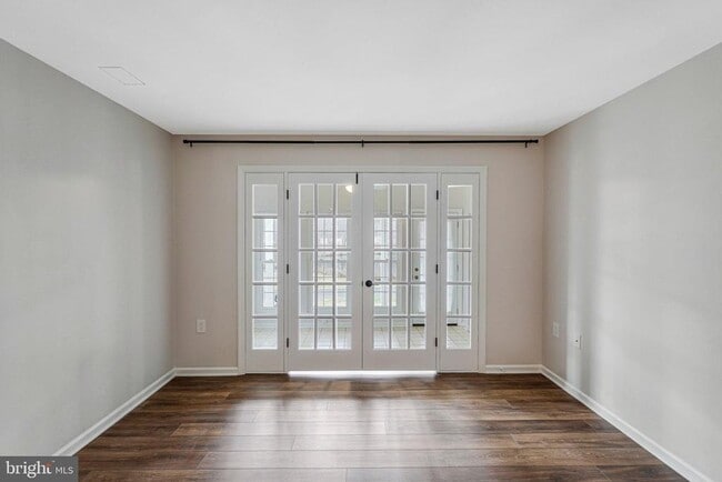 Building Photo - 2942 Yarling Ct