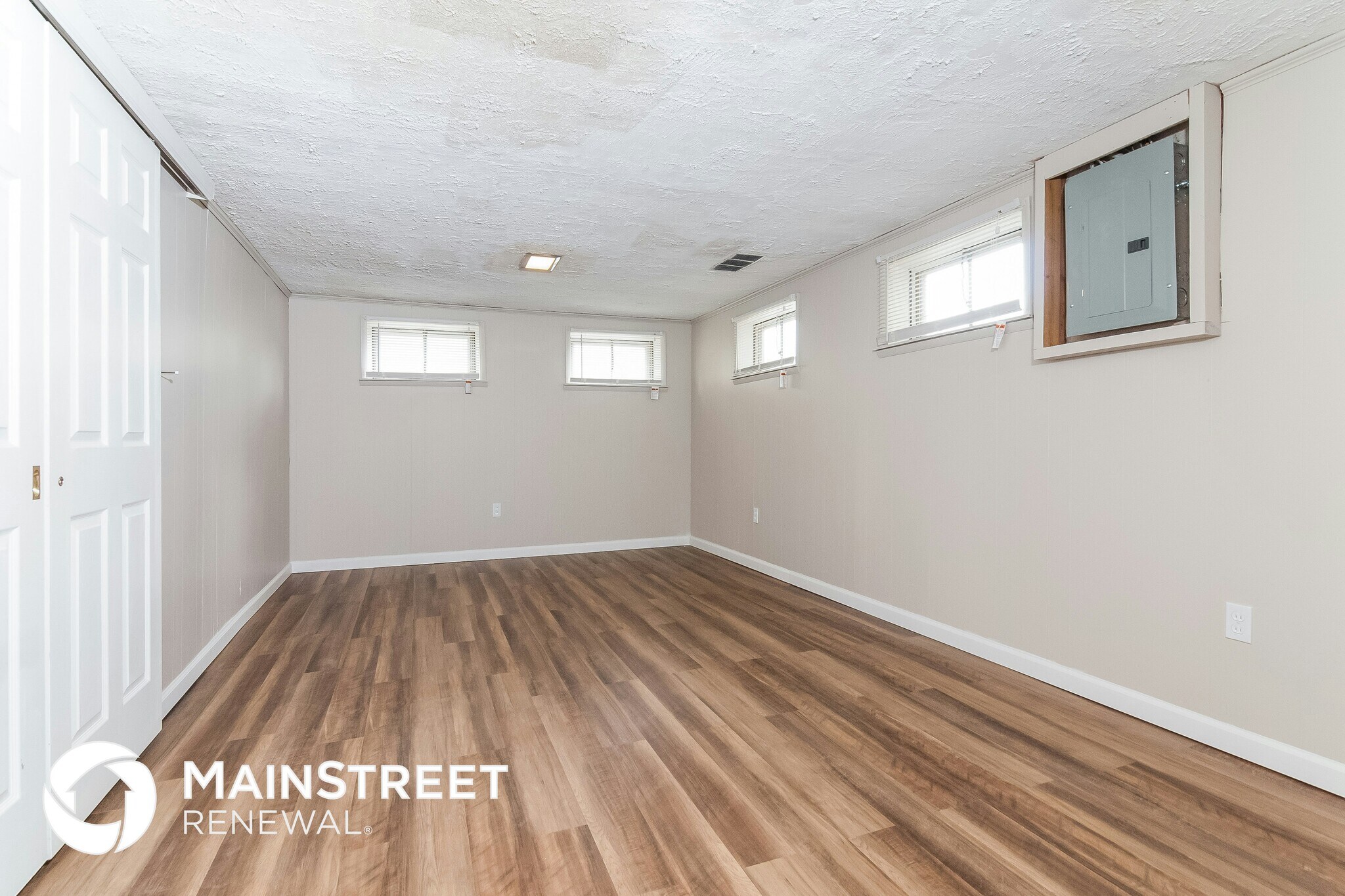 Building Photo - 702 Lynn Haven Ln