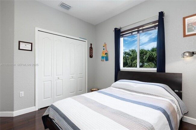 Building Photo - 18361 SW 154th Ave