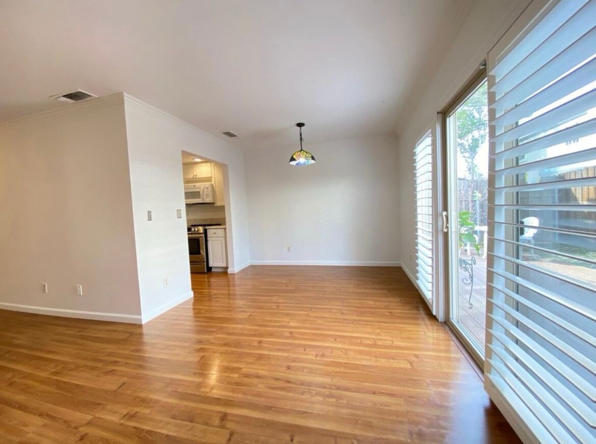 Building Photo - 2308 Filmore Ln
