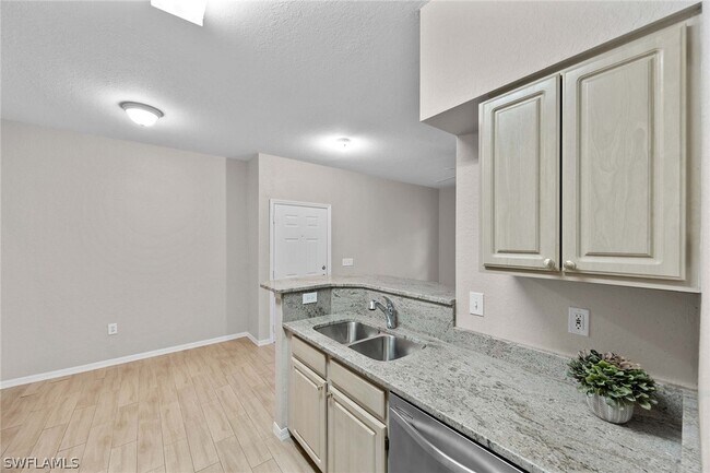 Building Photo - 23500 Walden Center Dr