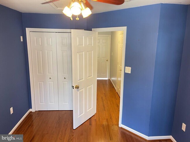 Building Photo - 11222 Bel Aire Ct