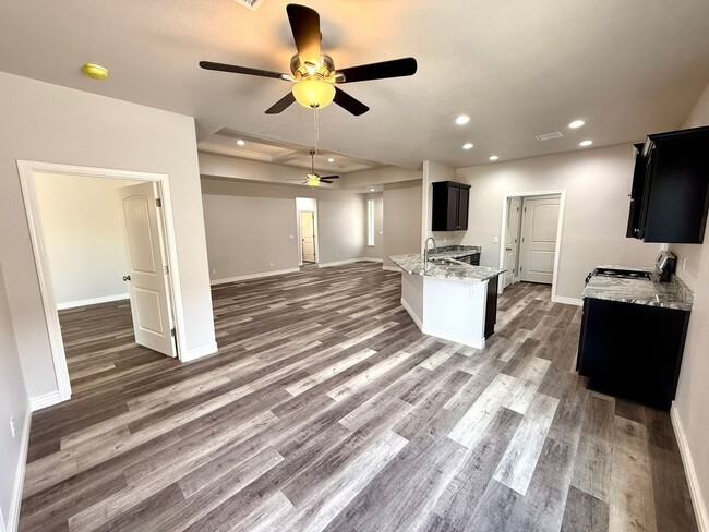 Building Photo - Gorgeous 2025 Built 3 Bedroom 2 Bath Home!