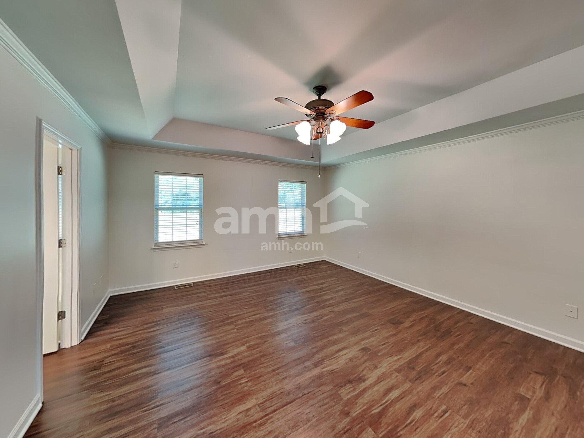 Building Photo - 122 Tanager Ln