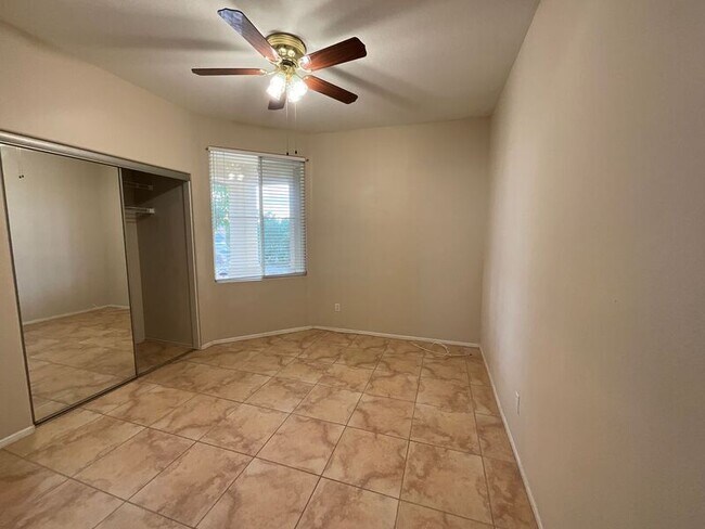 Building Photo - 39769 Candy Apple Way