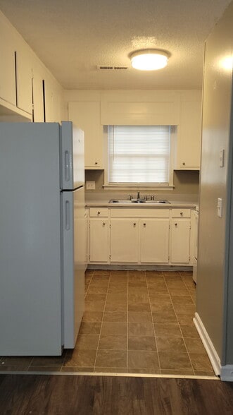 Building Photo - 1506 Ascent Trl NW