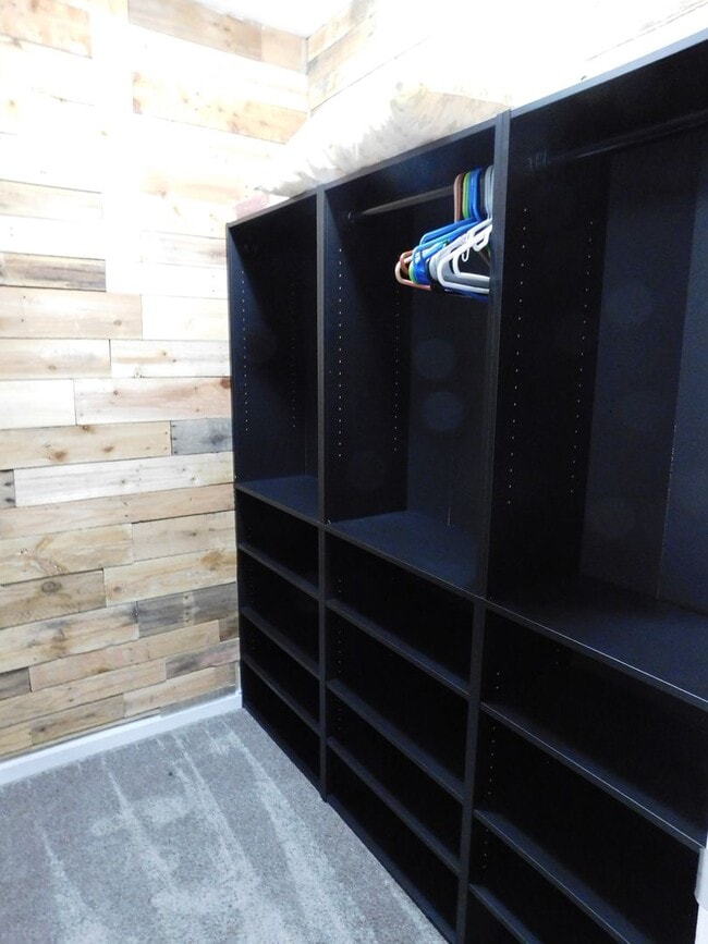 Building Photo - 842 Halifax Cir