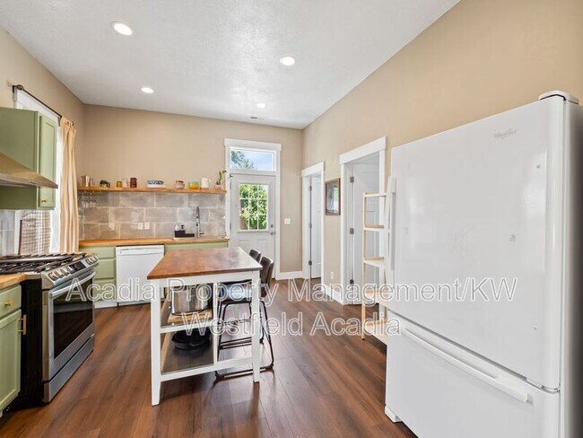 Building Photo - 510 S 900 W