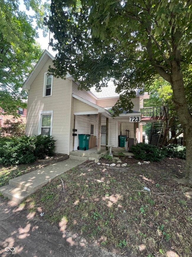 Building Photo - 723 N Lebanon St
