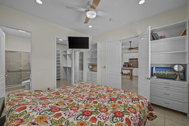 Building Photo - 15830 Rawhide Ln