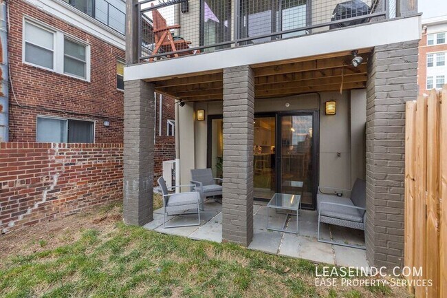 Building Photo - 1474 Belmont St NW