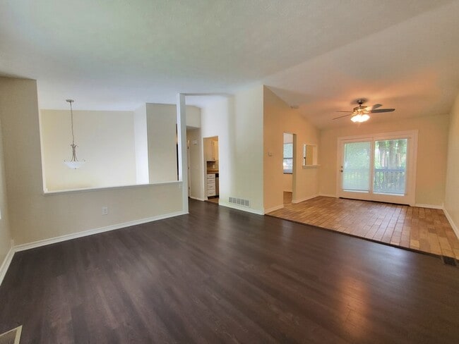 Building Photo - 3157 Millbury Ave