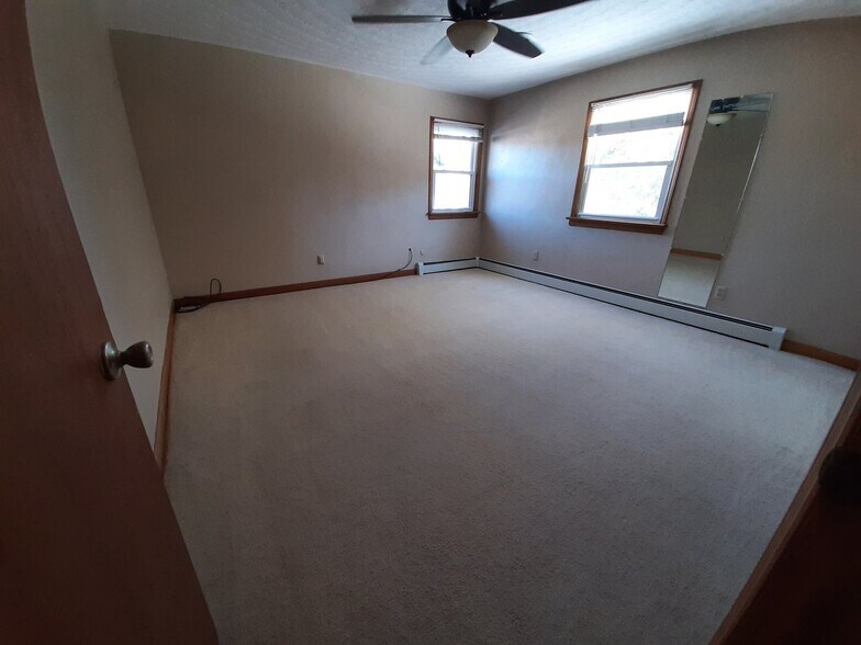 Building Photo - 3213 Tyre Neck Rd