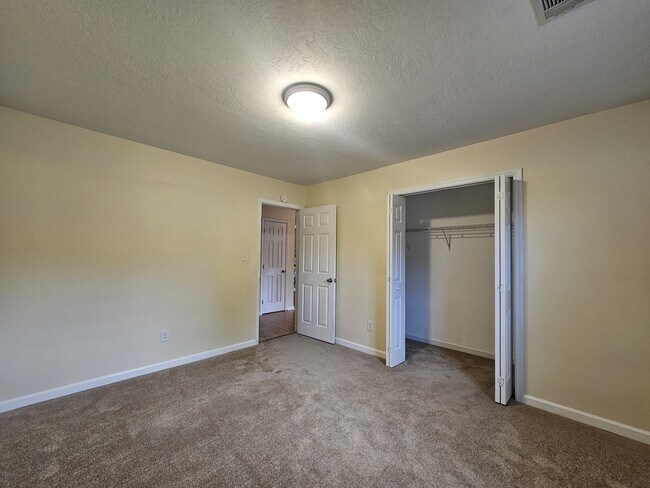 Building Photo - 206 Corley Cir