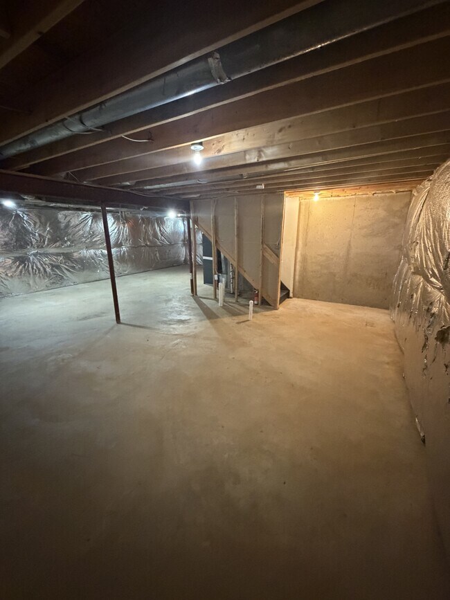 Building Photo - 163 Charlotte Ct