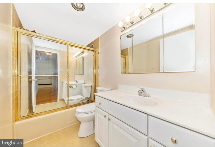 Building Photo - 5225 Pooks Hill Rd